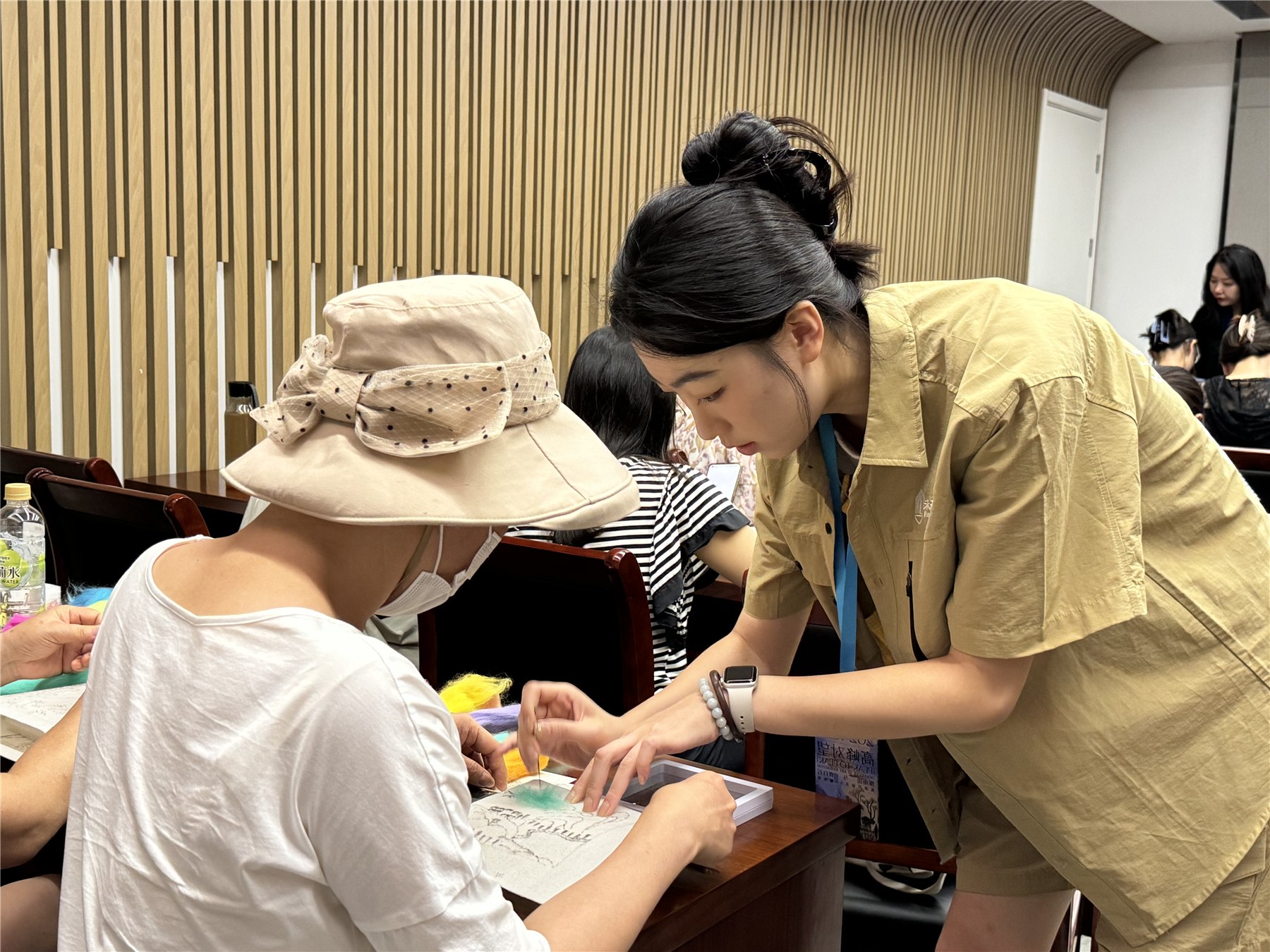 Hands-on facilitation during the workshop